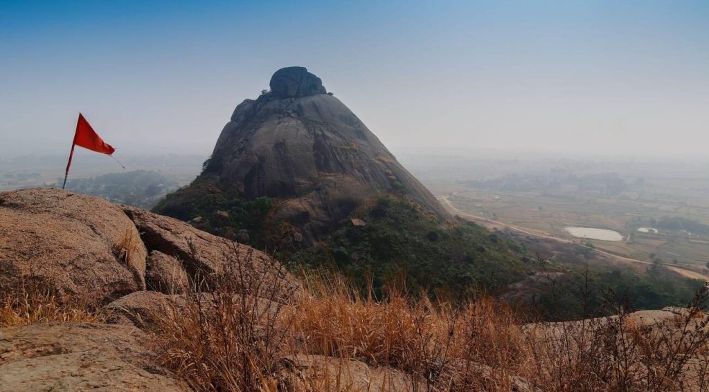 joychandi-pahar-mountain-is-a-hill-which-is-a-popular-tourist-attraction-in-the-indian-state-of-west-bengal-in-purulia-district-image-of-the-top-2GGXGKX-transformed